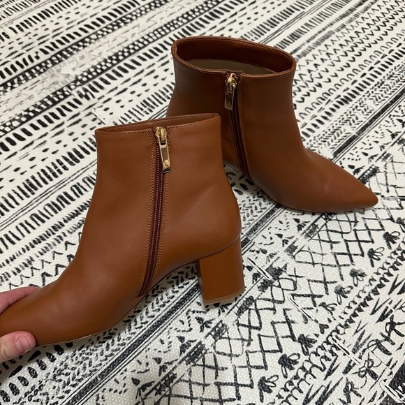 Jeanne 85MM Leather Ankle Boots - Picture 2 of 4